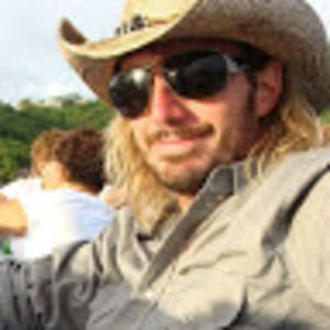 Meet your Posher, Casey